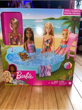 Barbie Doll and Pool Playset